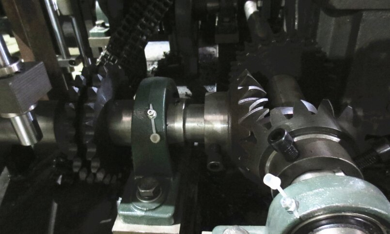 Kraft Paper Cup Sleeves Making Machine for Double Wall Takeaway Coffee Paper Cup Wt-D