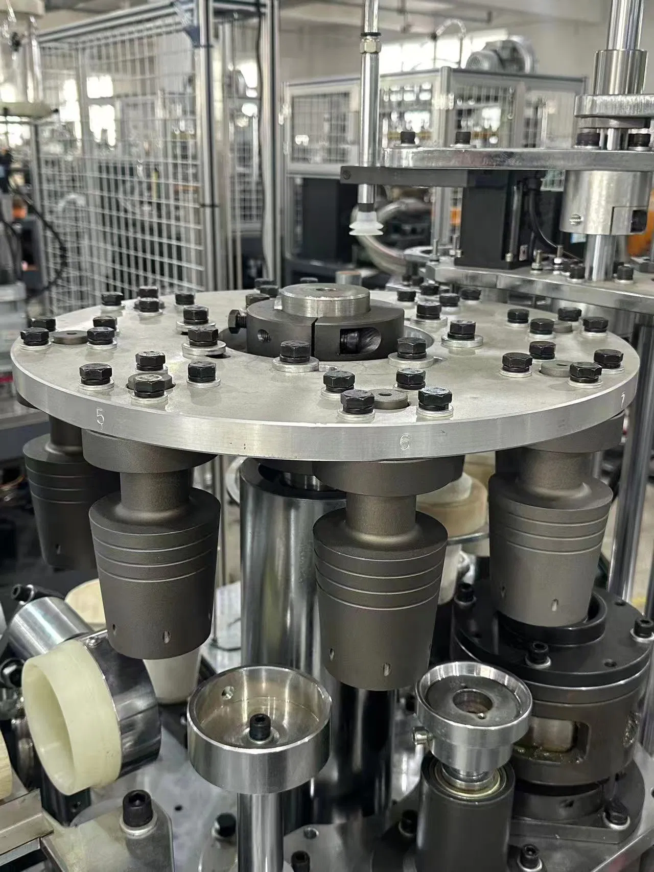 XL-Wt100 Double Wall Paper Cup Machine Convenient Drink Cup Machine