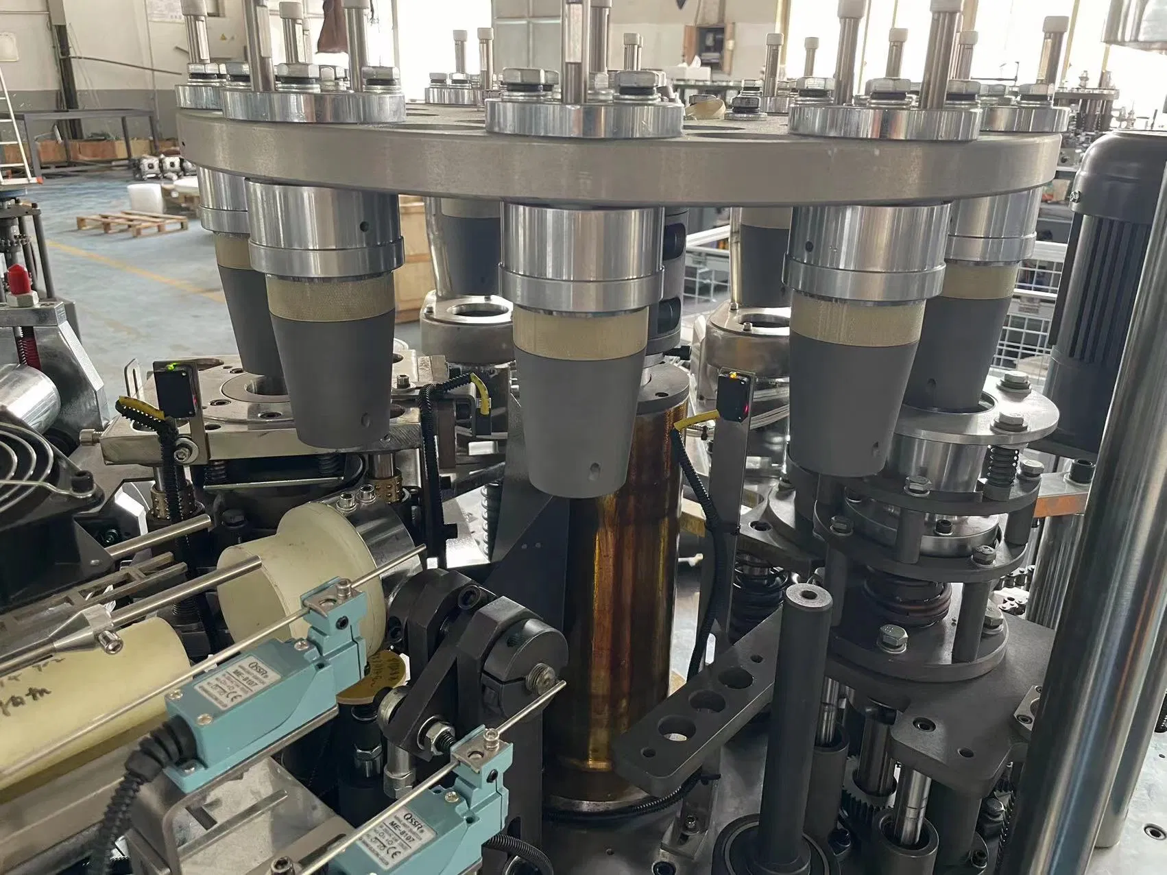 Product Making Machinery Forming Make Disposable Plate Paper Cup Handle Machine Price