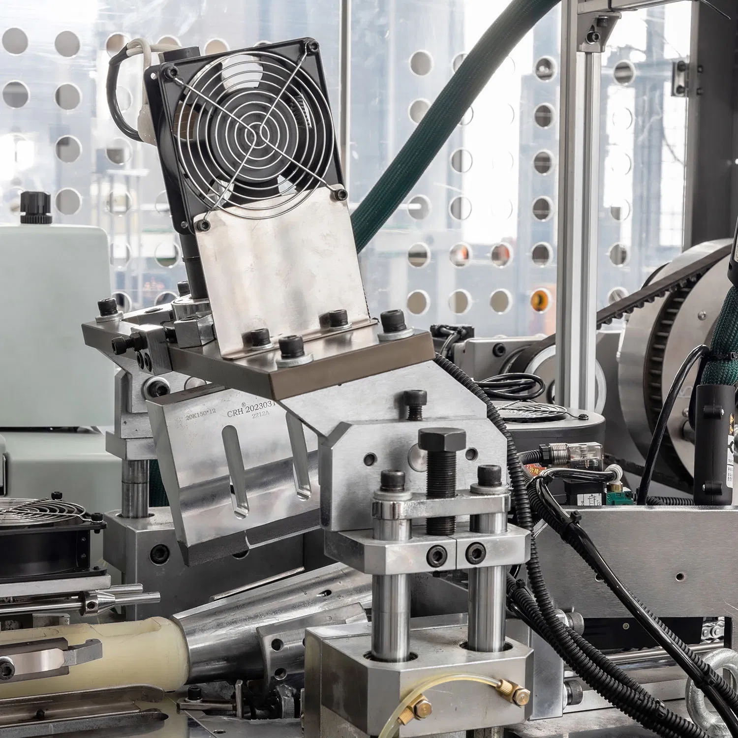 High Speed Servo Paper Cup Machine for 4-16oz (NewSmart-XZT-150)