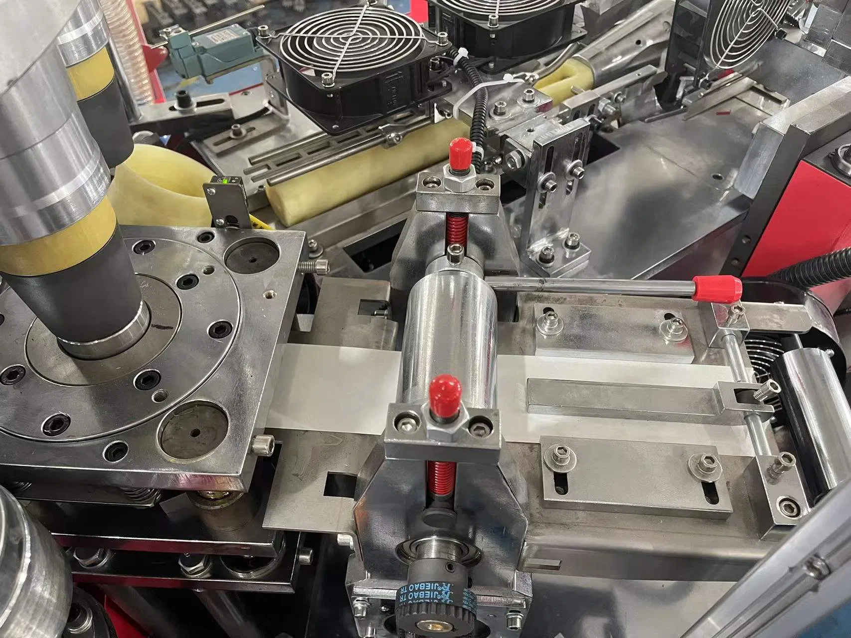 High-Performance Ultrasonic Paper Cup Sealing Machine for Quality Assurance