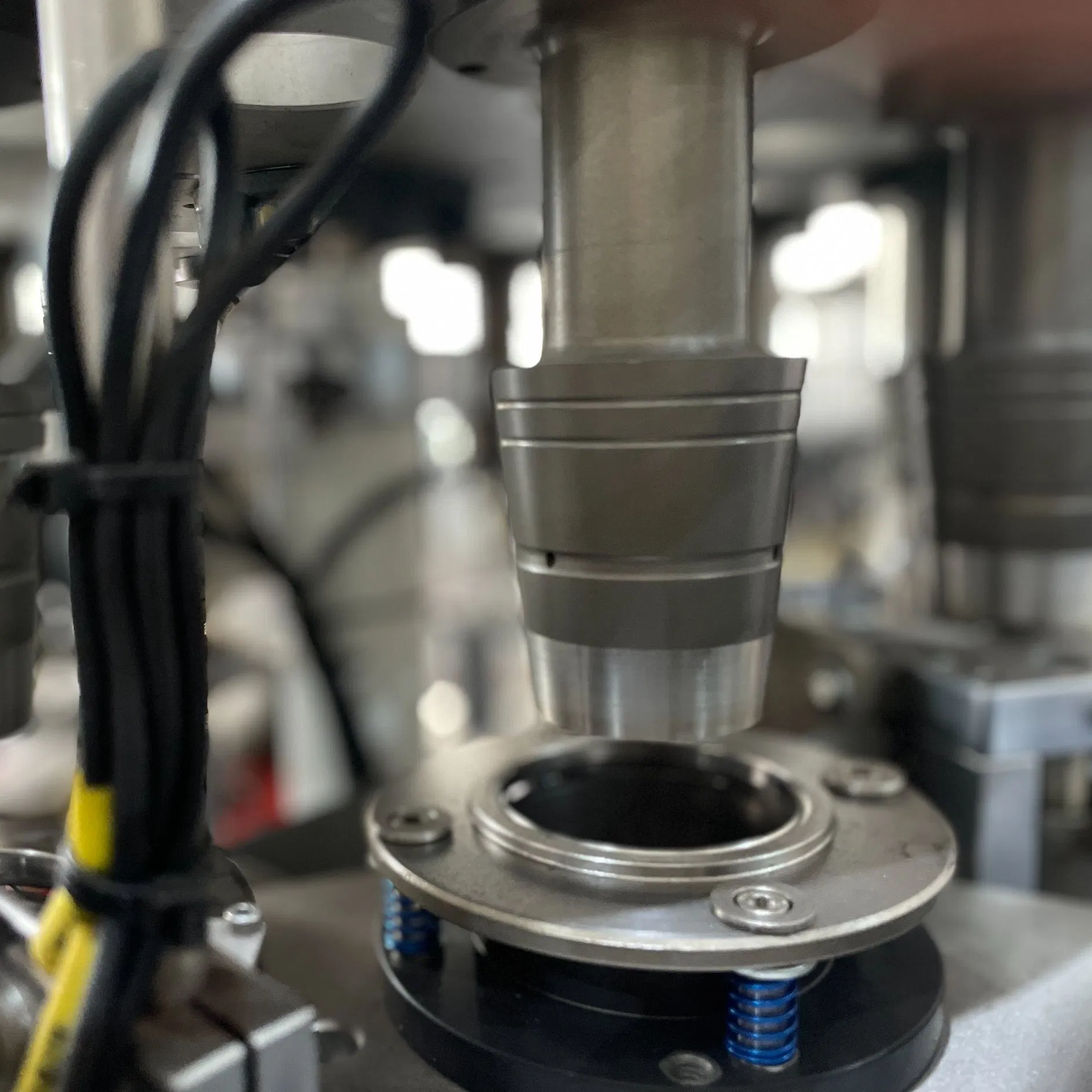 XSL-16TS Automatic Paper Cup Machine for Hot and Cold Drink Cups