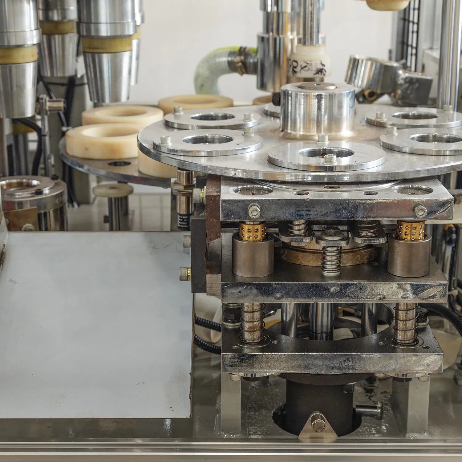 Full Automatic Ice Cream Smaller Salad Bowl Paper Bowl Making Machine