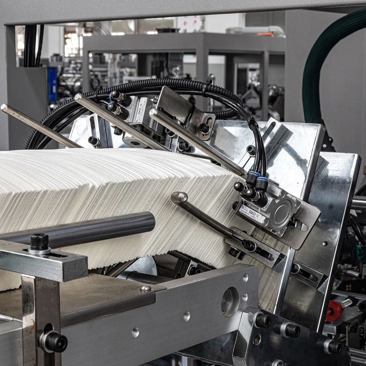 Custom Printing Disposable Hot Drink Coffee Paper Cup- Insulated Ripple Wall Paper Coffee Cups Making Machine