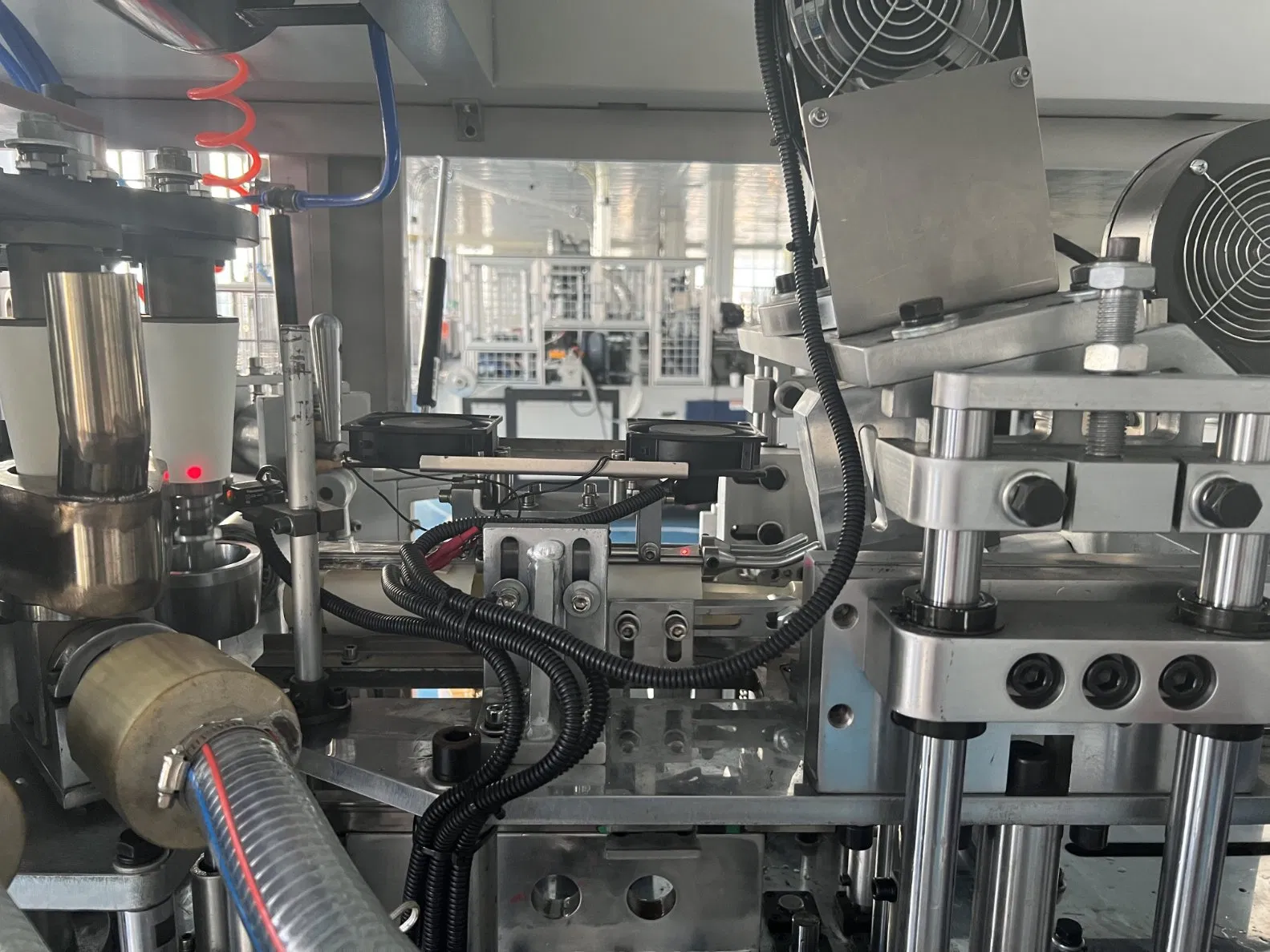 Fully Automatic Disposable Small Business Idea Paper Coffee Cup Making Forming Machine Hm-800A