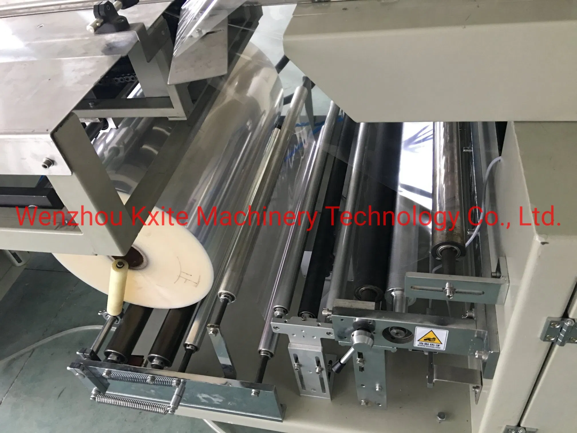 Double Single Wall Disposable Hot Coffee Tea Plastic/Paper Cup Bowl Counting and Sealing Packing Machine