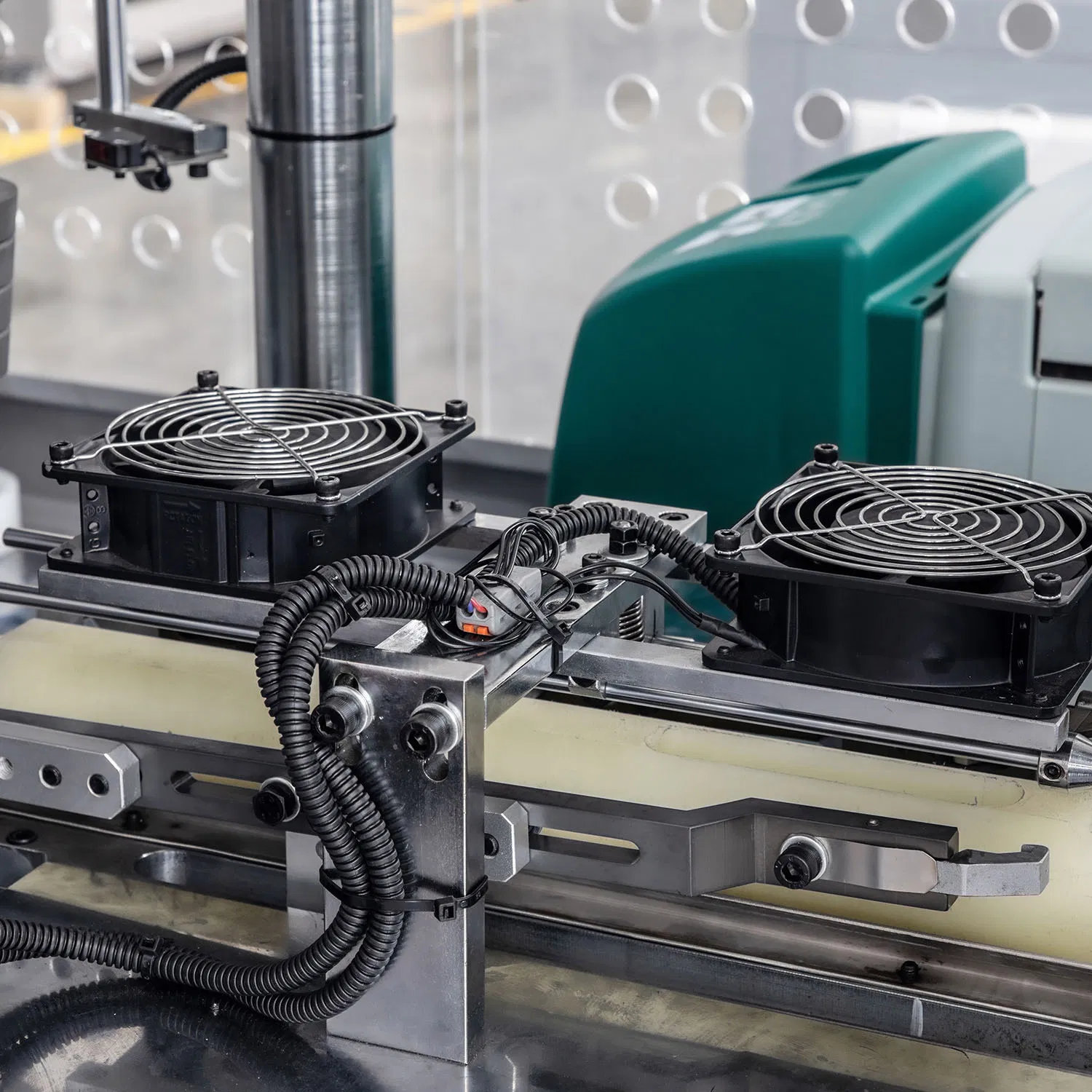 Custom 8oz 12oz 16oz Kraft Paper Cup Ripple Wall Coffee Cup Disposable Paper Cups Making Machine for Tea Drink Family Party Shop