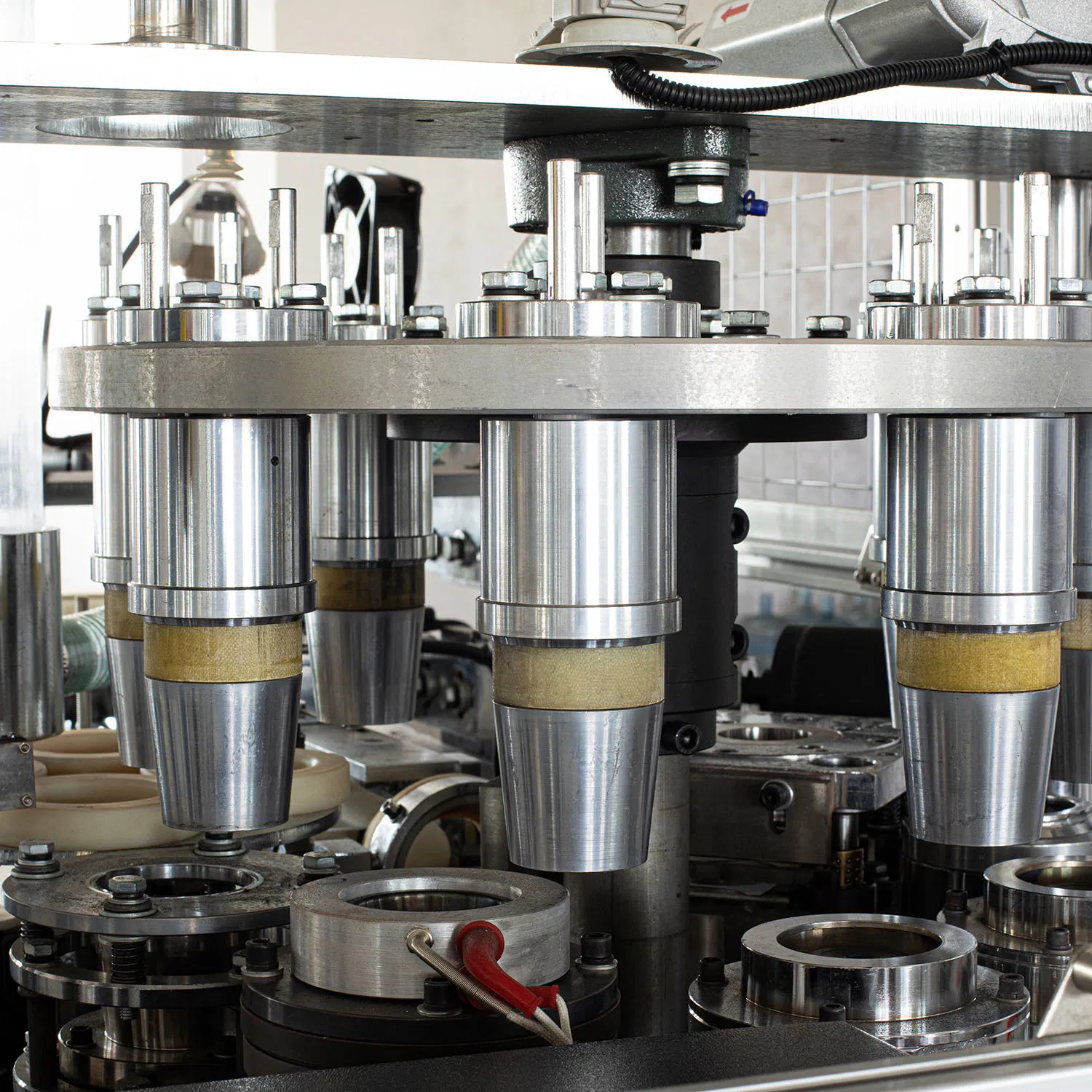 High Quality Disposable Paper Coffee Cup Making Machine Price for Small Business