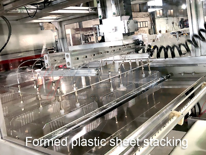 700*950 Plastic Thermoforming Machine for Paper Bowl Plastic Lids Clamshell Box Packaging Making Machine