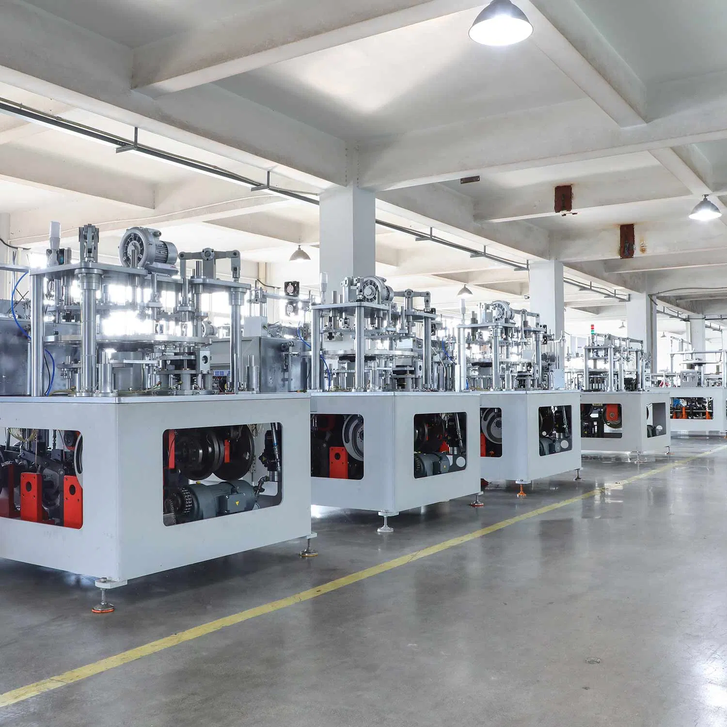 Single Roll Paper Feeding Square Lid Machine Plastic Ring Paper Lid Machine Bowl Lid Forming Machine