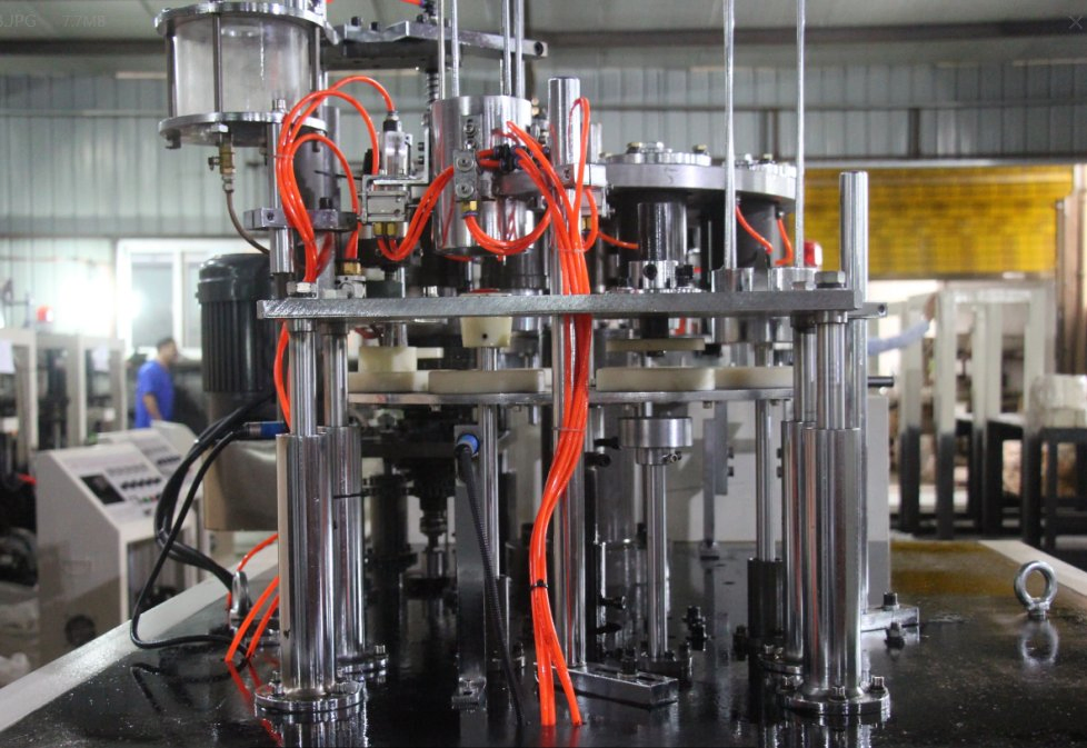 Kraft Paper Cup Sleeves Making Machine for Double Wall Takeaway Coffee Paper Cup Wt-D