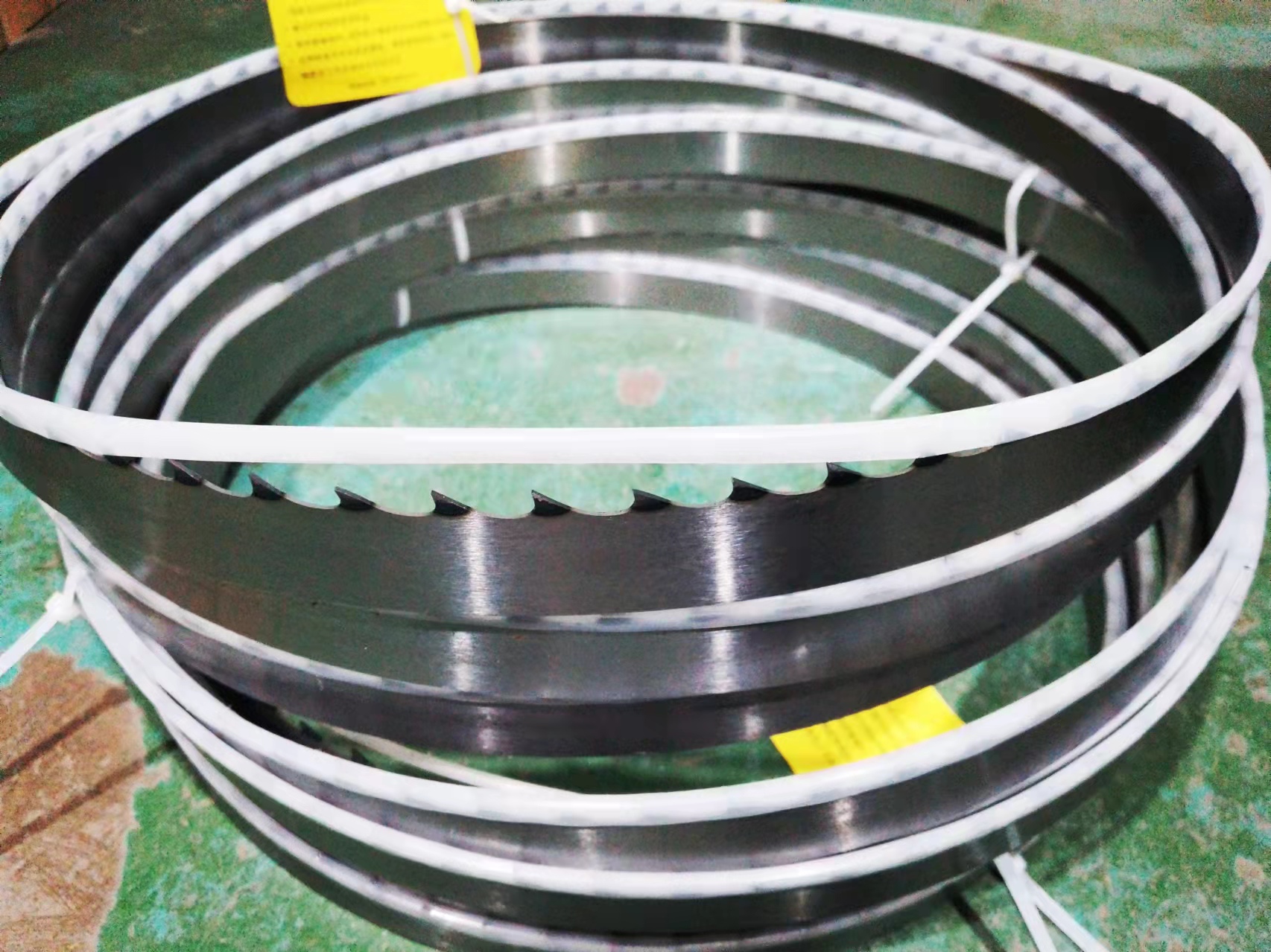 Bandsaw blades