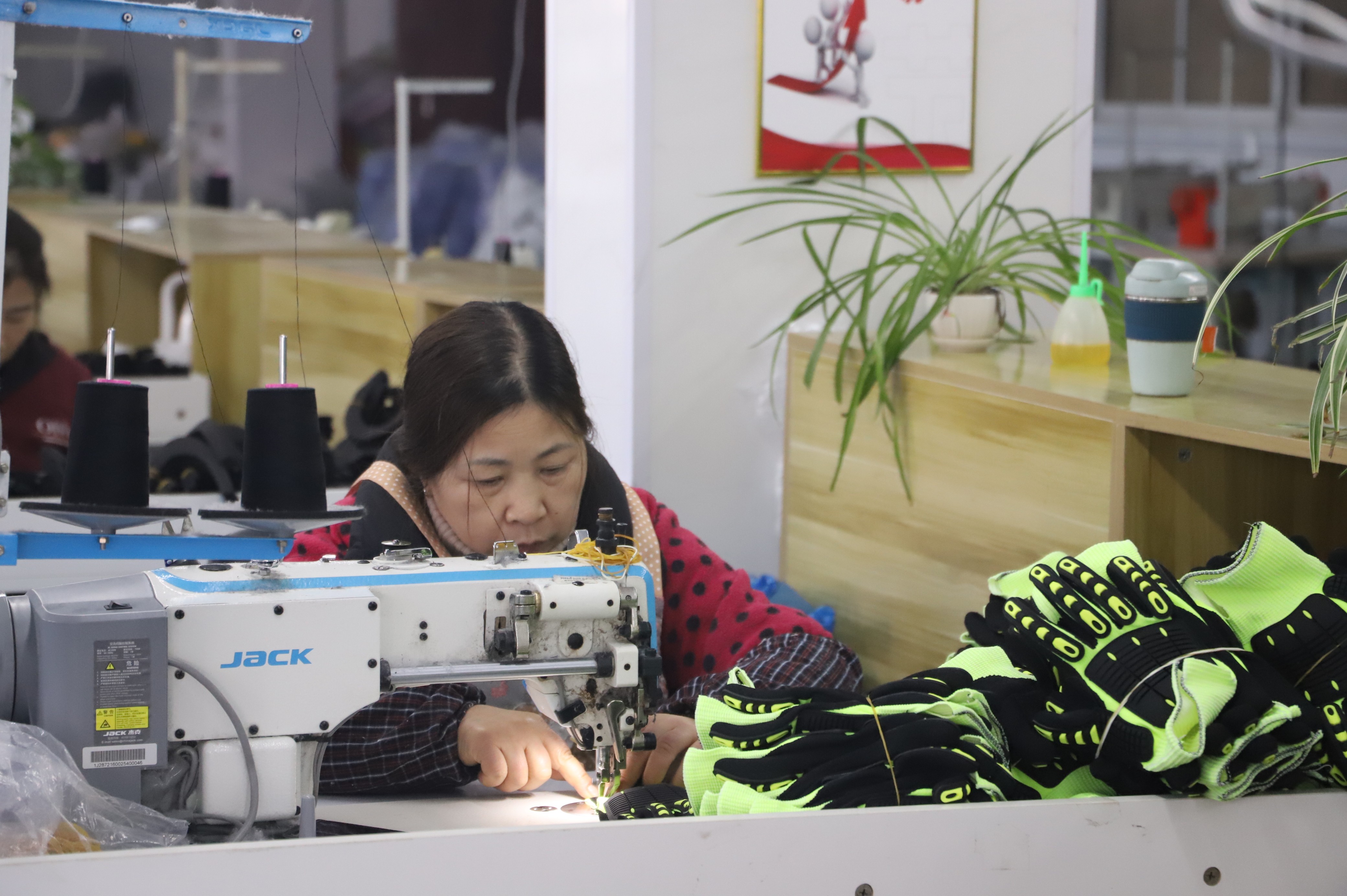 Glove Manufacturing Workshop 2