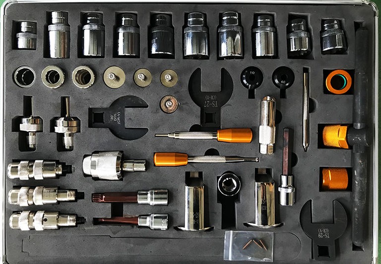 Common Rail Injector Tool NO.1060-3 Stand Injector Fixture Repair Tools 38pcs Tools + Torque Wrench
