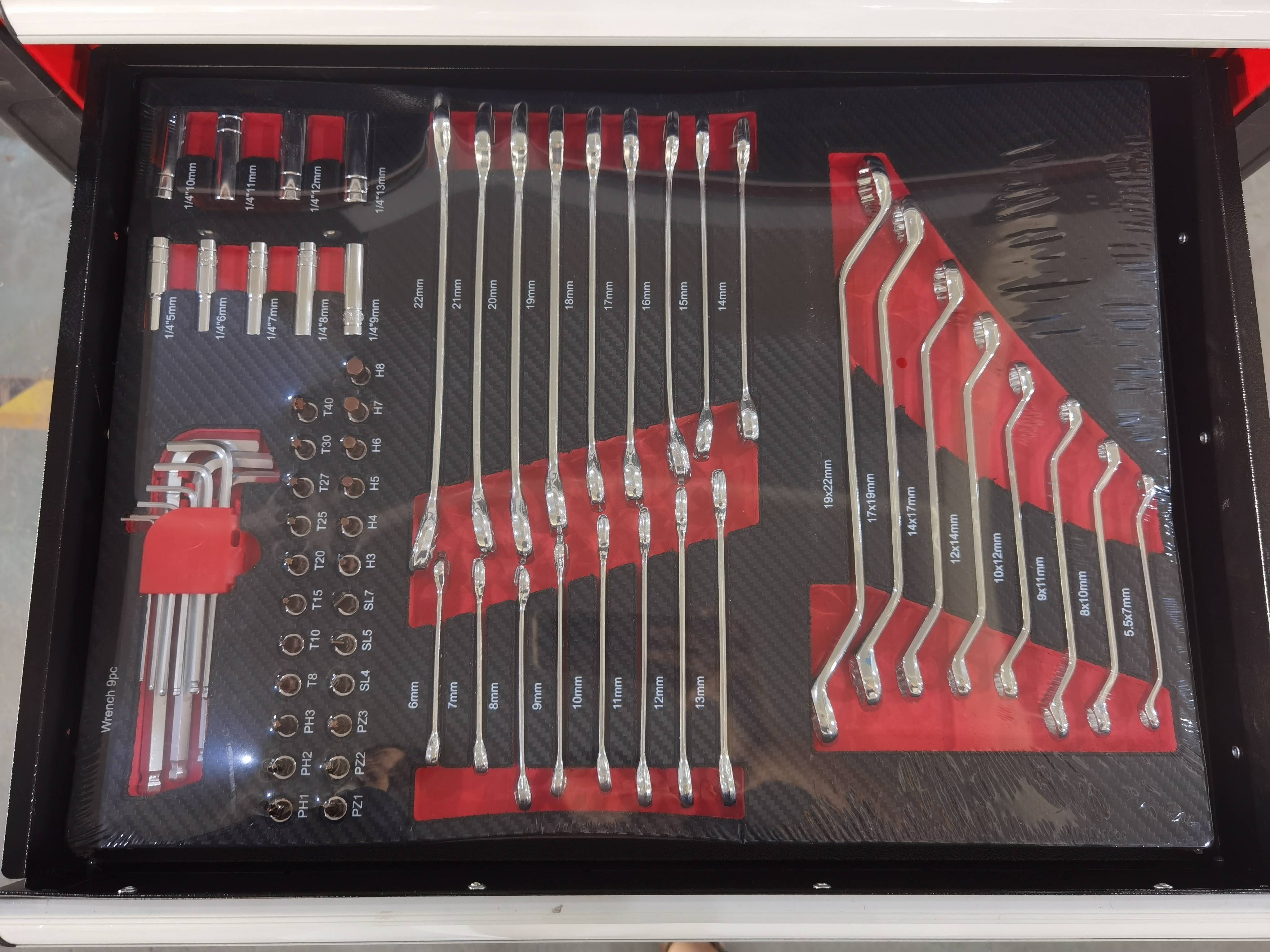 Automotive repair tool tray display 3