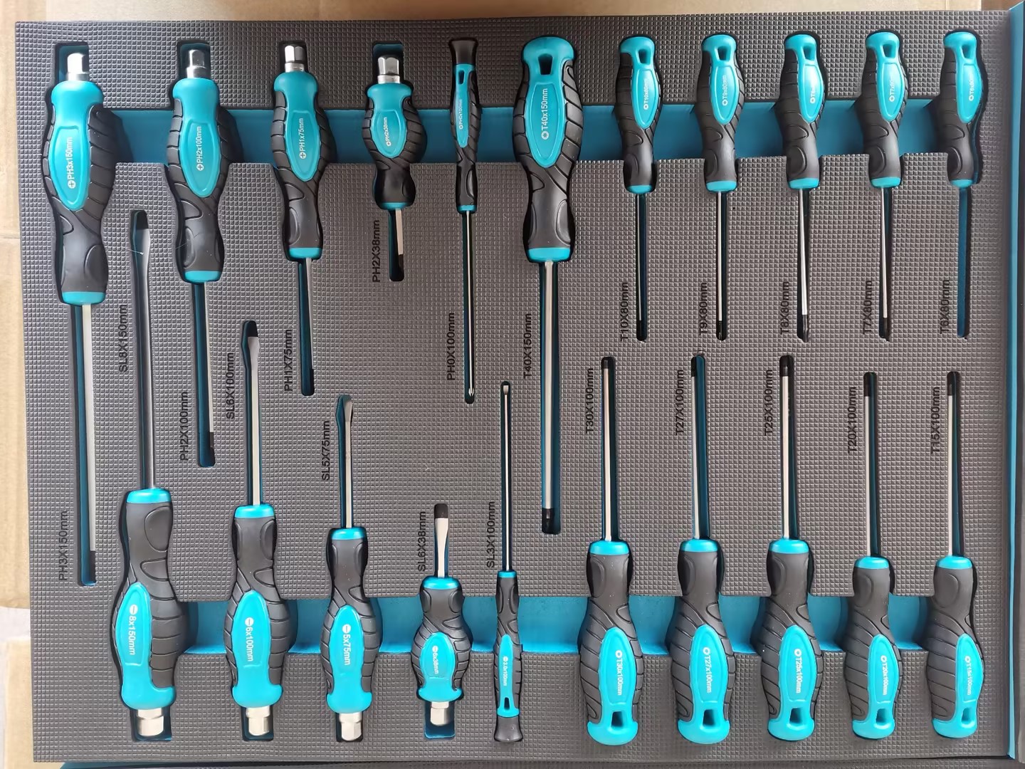 273PCS Auto Repair CR-V Tool Sets Filled in EVA Foam Trays for Garage Workshop Professional Hand Tools Kit