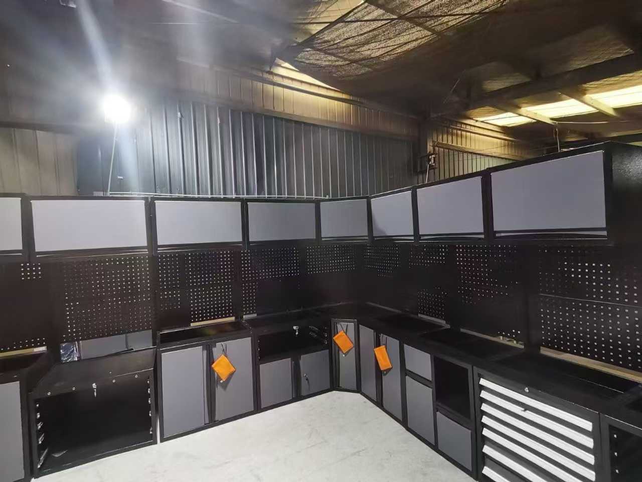 Locking System details