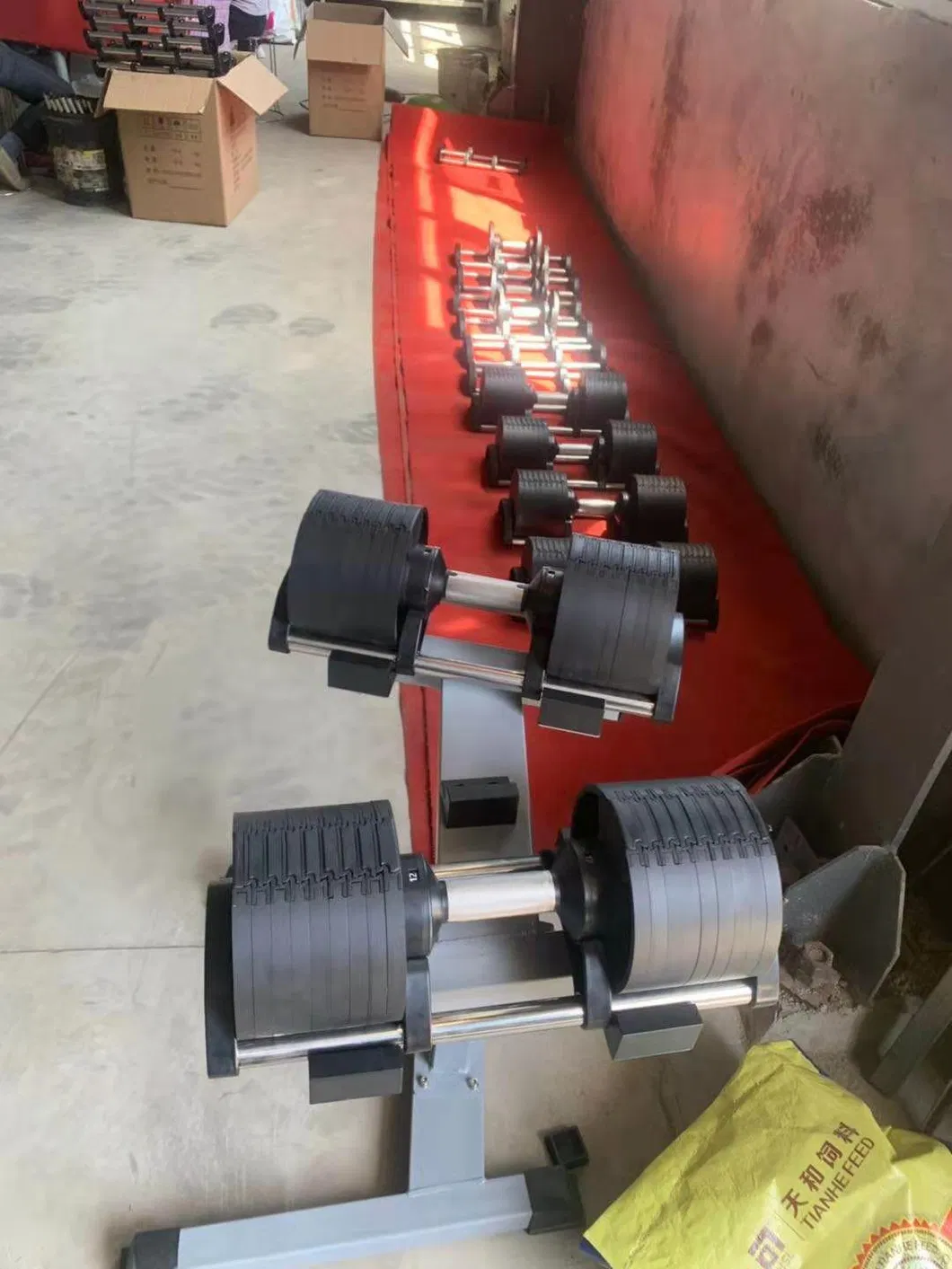 Adjustable Dumbbell Structure