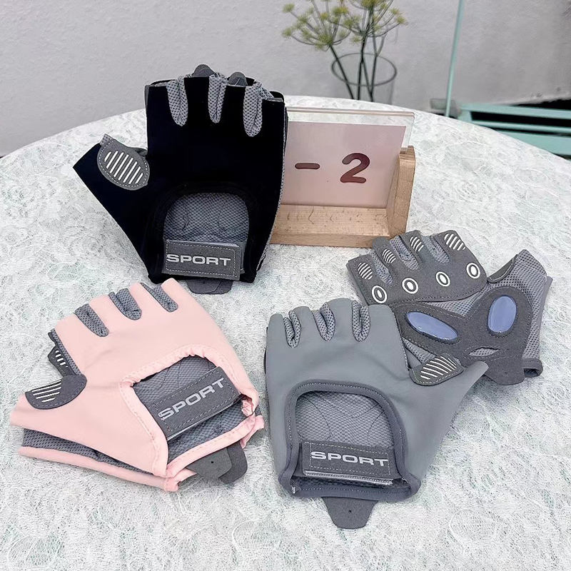 New Women's Yoga Fitness Training Durable Breathable Half-Finger Sports Gloves (CFFTP25022)
