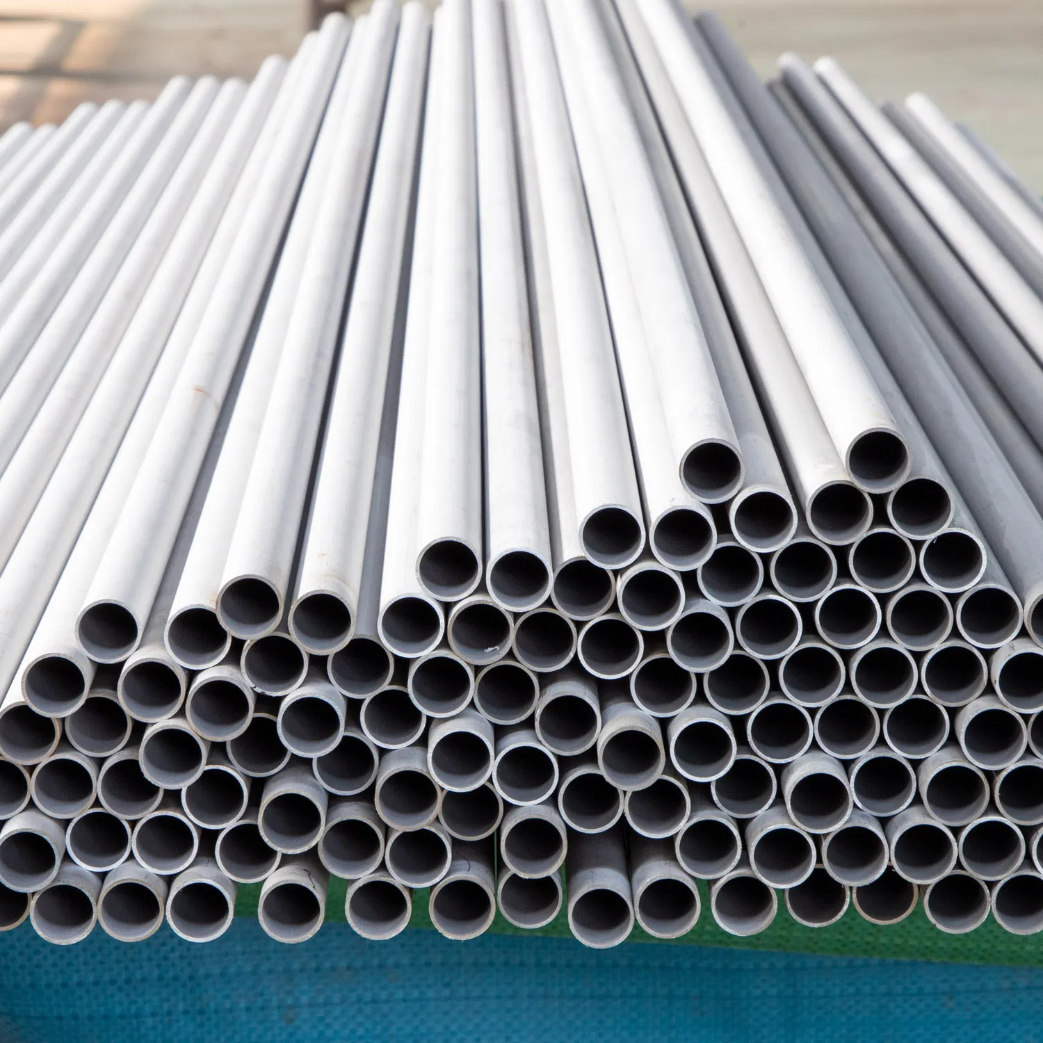 High Corrosion Resistance ASTM A312/A213/A269 304/304L/316L/310/347 Stainless Steel Tube for Industry Use