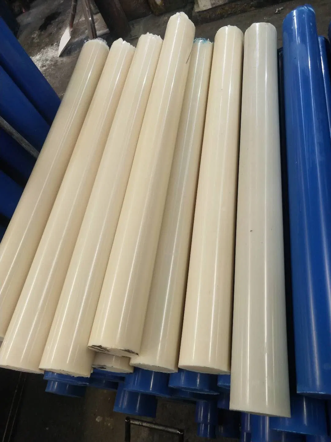 Customized Corrosion Resistance Ptef Molded Pipe Extrusion Teflonning Ptef Extruded Tube for Chemical Industry