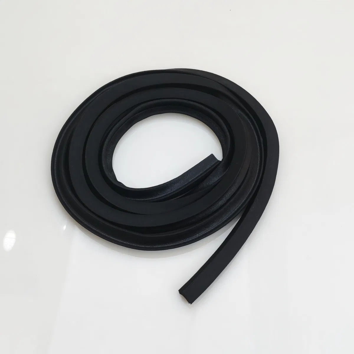 Custom Frame Strip and Trunk Strip Sponge Rubber Seal Strip for Car Body