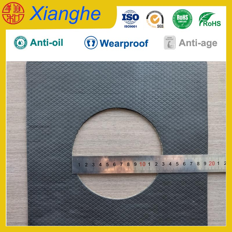 Heavy-Duty Rubber Door Gasket Seal for Garbage Truck