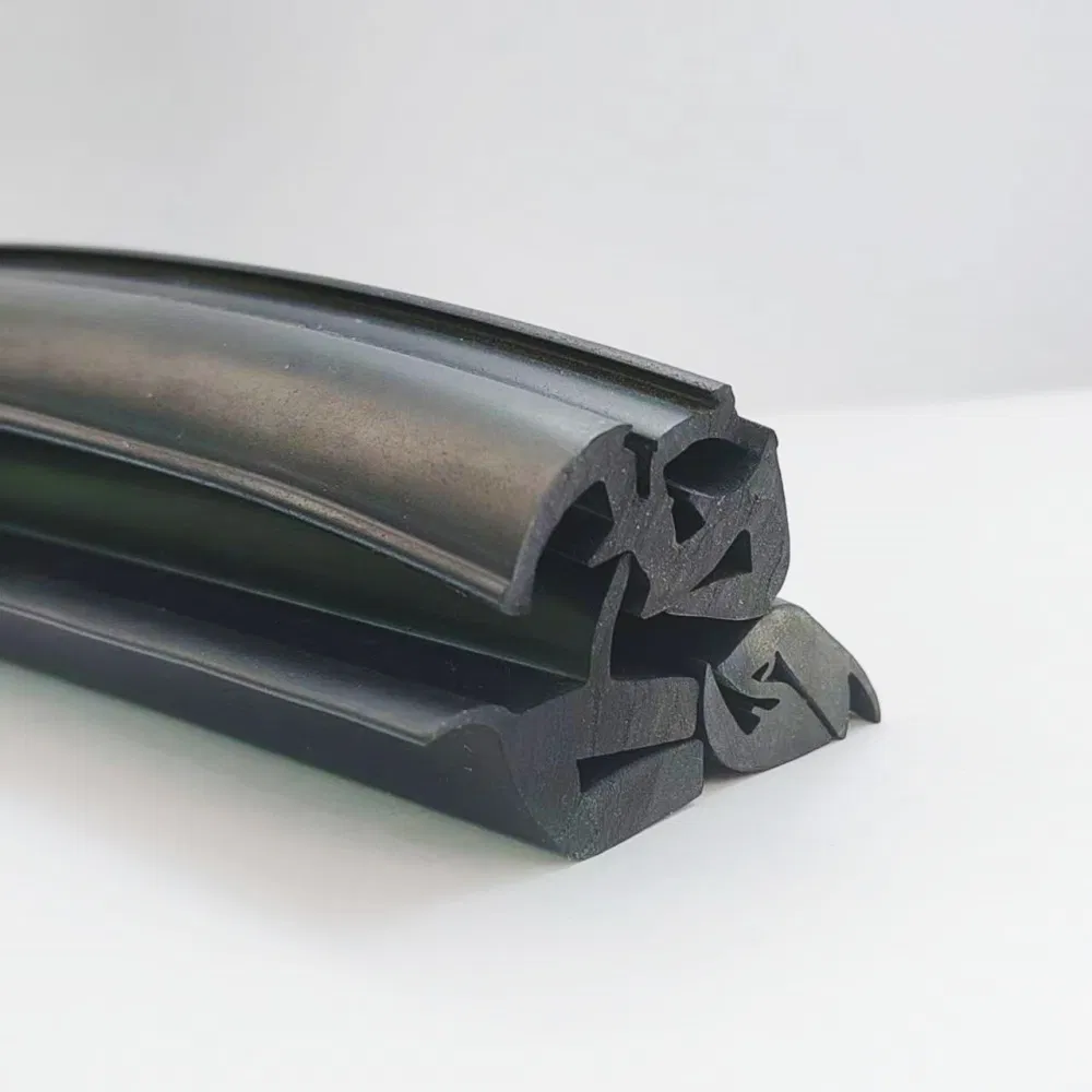 High Quality Customizable Car Sun Roof Extrusion EPDM Rubber Product Seal Strip J197