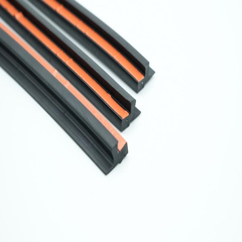 OEM Black Weather-Resistant Rubber Seal Strip for Car Trunk