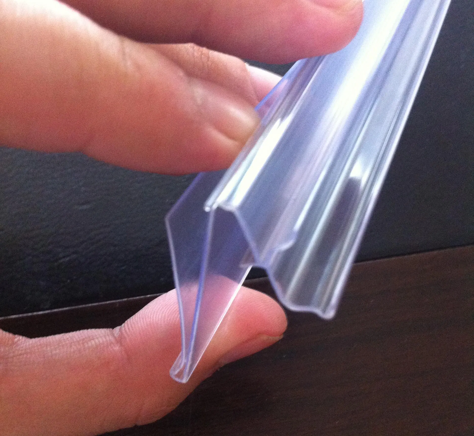 Customize Automotive Car Universal Windscreen Windshield Gate Door and Window Sunroof Molding EPDM Rubber Extrusion Seal Strip