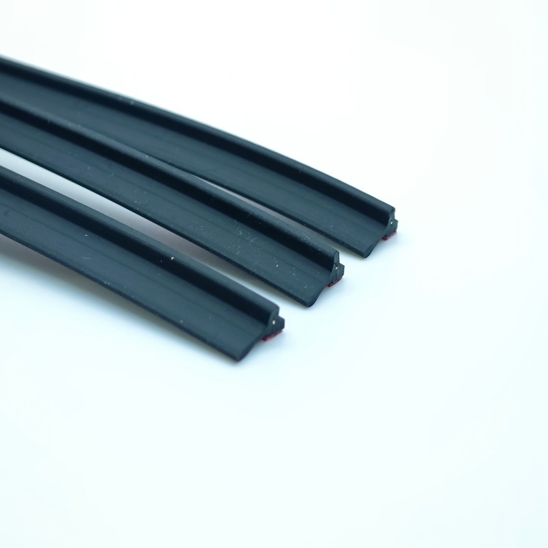 OEM Adhesive Rubber Seal Strip for Automative Trunk Door
