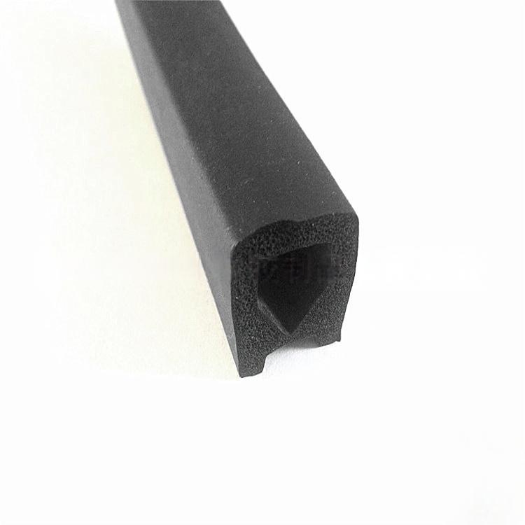 Customized EPDM Foam Rubber Sealing Strips Large Size Flexible Gaskets