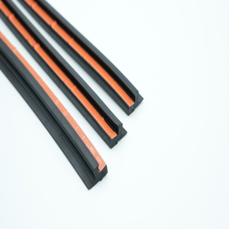 OEM Black Weather-Resistant Rubber Seal Strip for Car Trunk