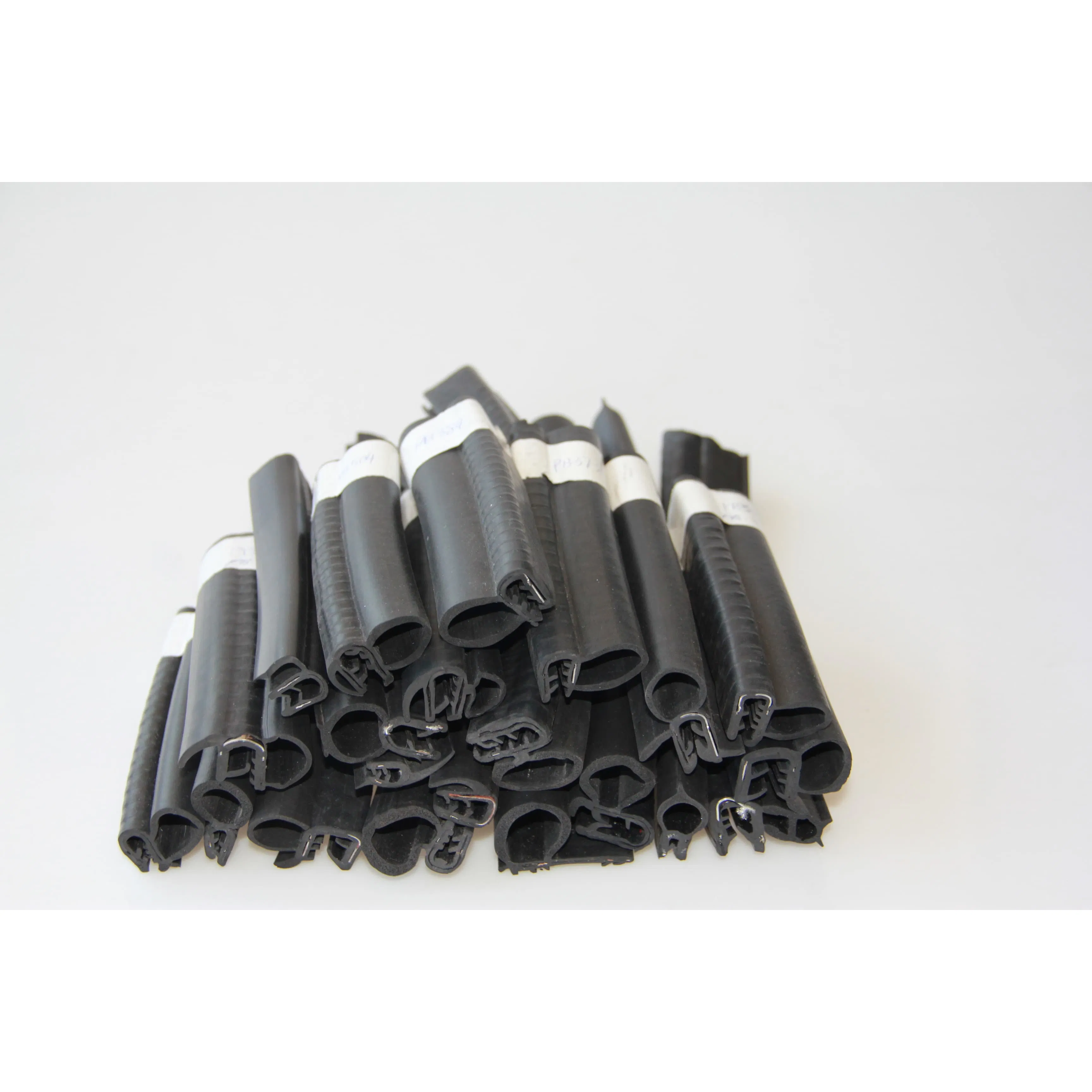 High Quality Universal Car Door Protector Seal Strip Sunroof Rubber Sealing Strip