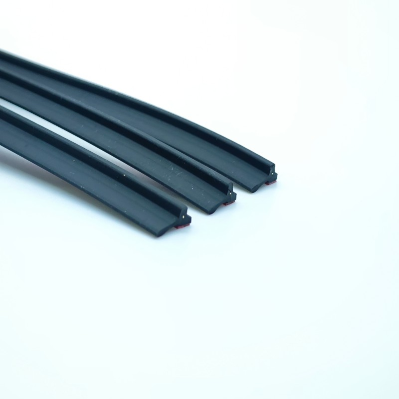 OEM Adhesive Rubber Seal Strip for Automative Trunk Door