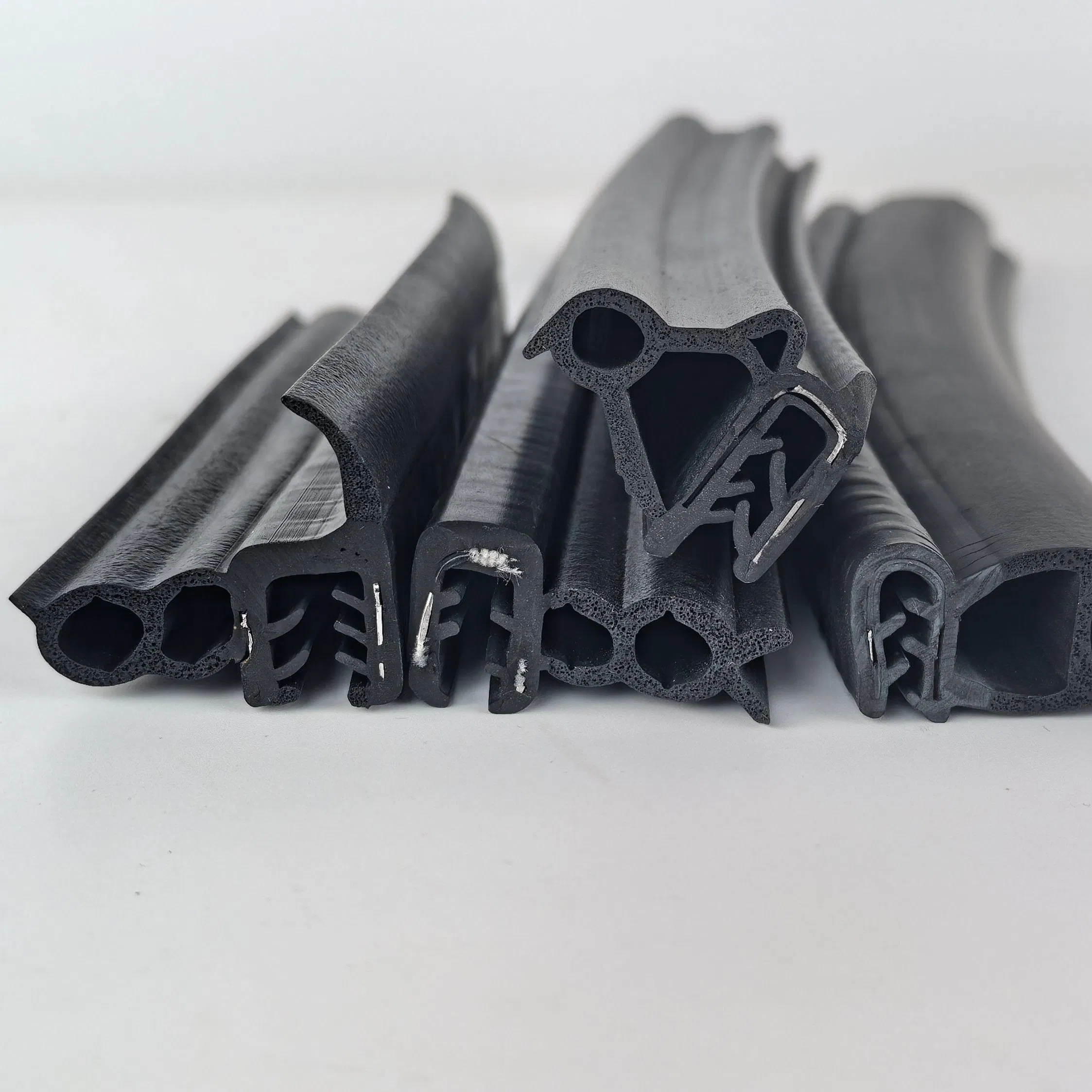 Automotive Rubber Door Window Seal Door Molding Trim Belt Weather Strip Door Seal for Cars