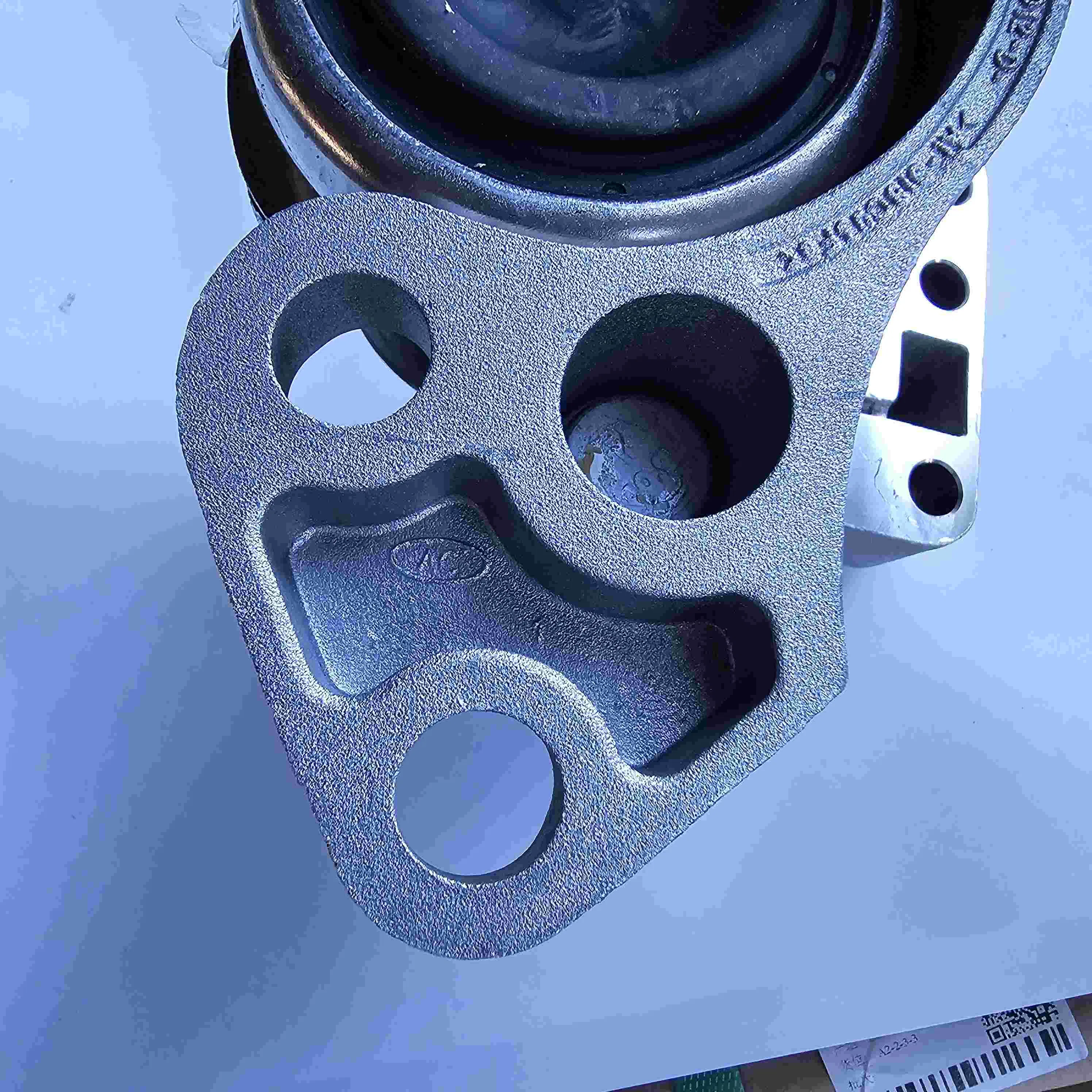 Bb5z6038f 5175807 Original Auto Gearbox Mount for Ford Explorer 2011-2019 2.3L