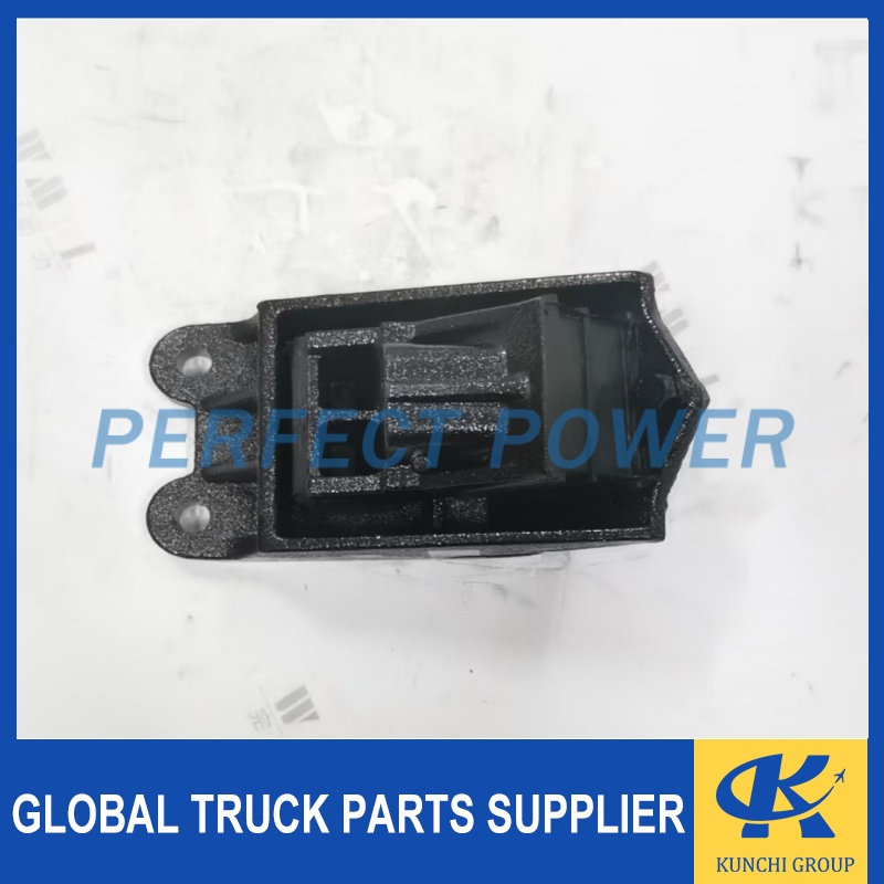 Hot Selling Truck Spare Chassis Parts Used in Sinotruk HOWO Tx Rubber Front Engine Mount Wmdi Wg9725590630 Brand High Quality and Good Price