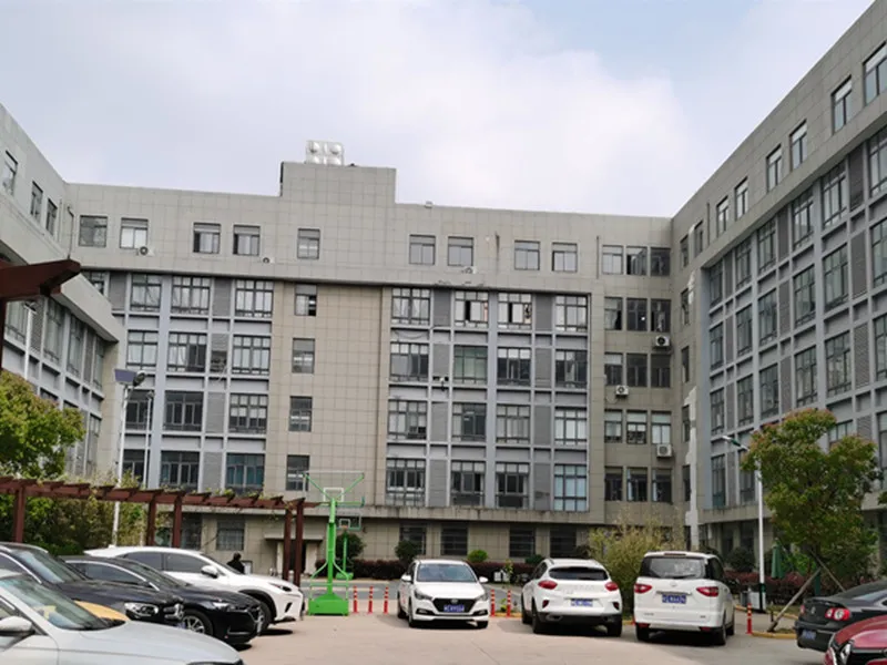 Transmission Mount Detail