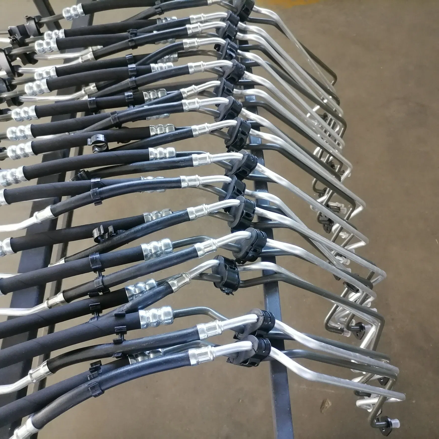 497209W61A 497209W60A for Nissan Teana Power Steering Hose