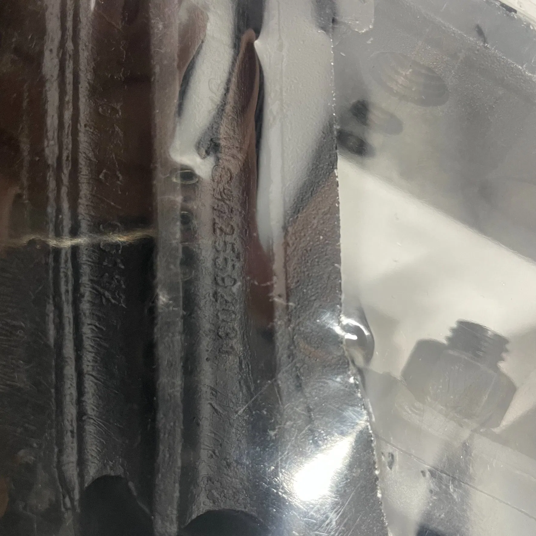 Genuine Truck Chassis Parts-Sinotruk HOWO Cab Universal Rear Suspension Support Wg9725592031 Rubber Metal Mount for Heavy Truck Hot Sale