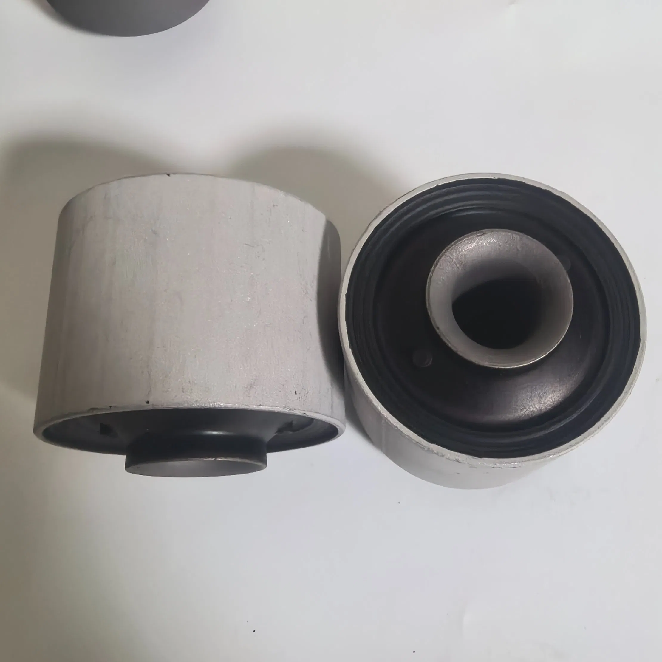 Suteki Suspension Lower Control Arm Bushings for Toyota Crown Reiz Grs182 Grx122 48075-0n010/48076-0n010 48075-30020