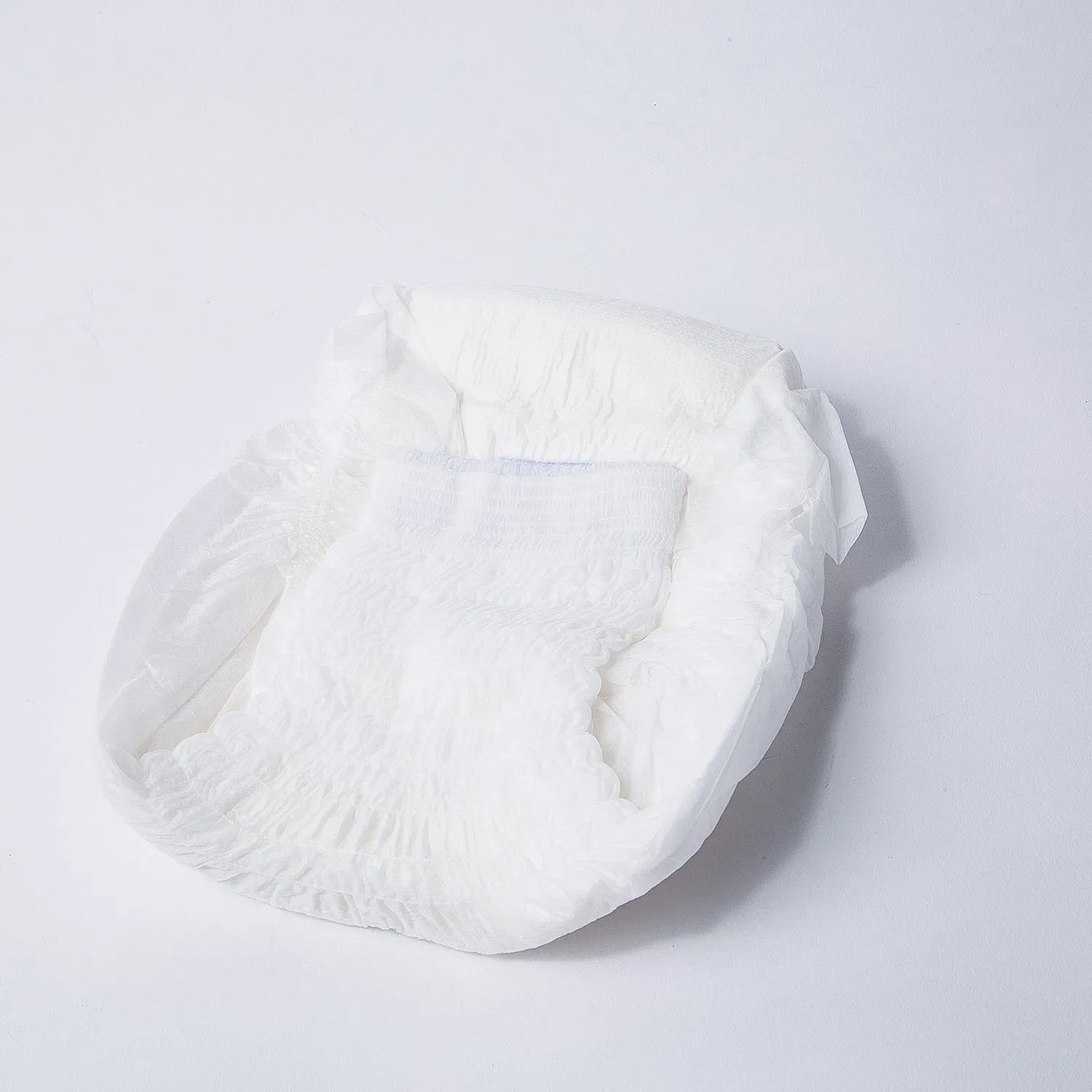China Venta al por mayor de pañales para adultos blancos lisos, fotos de pantalones de entrenamiento personalizados
