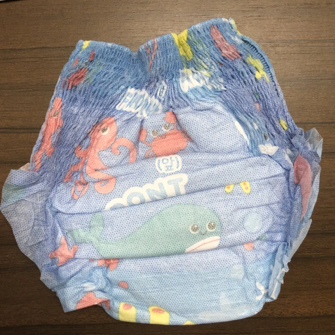 Pañales desechables de alta calidad para bebés: cómodos, impermeables y convenientes