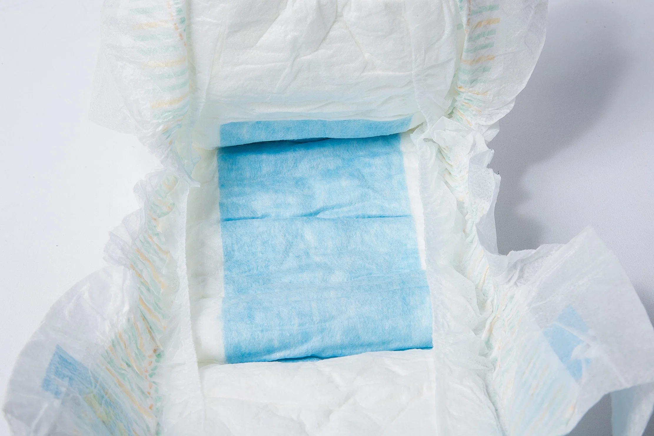 Pañal desechable para bebé de buena calidad, alta absorción, nado, fabricante OEM ODM, seco, barato al por mayor, cinta mágica, transpirable, cuidado del recién nacido, de un solo uso