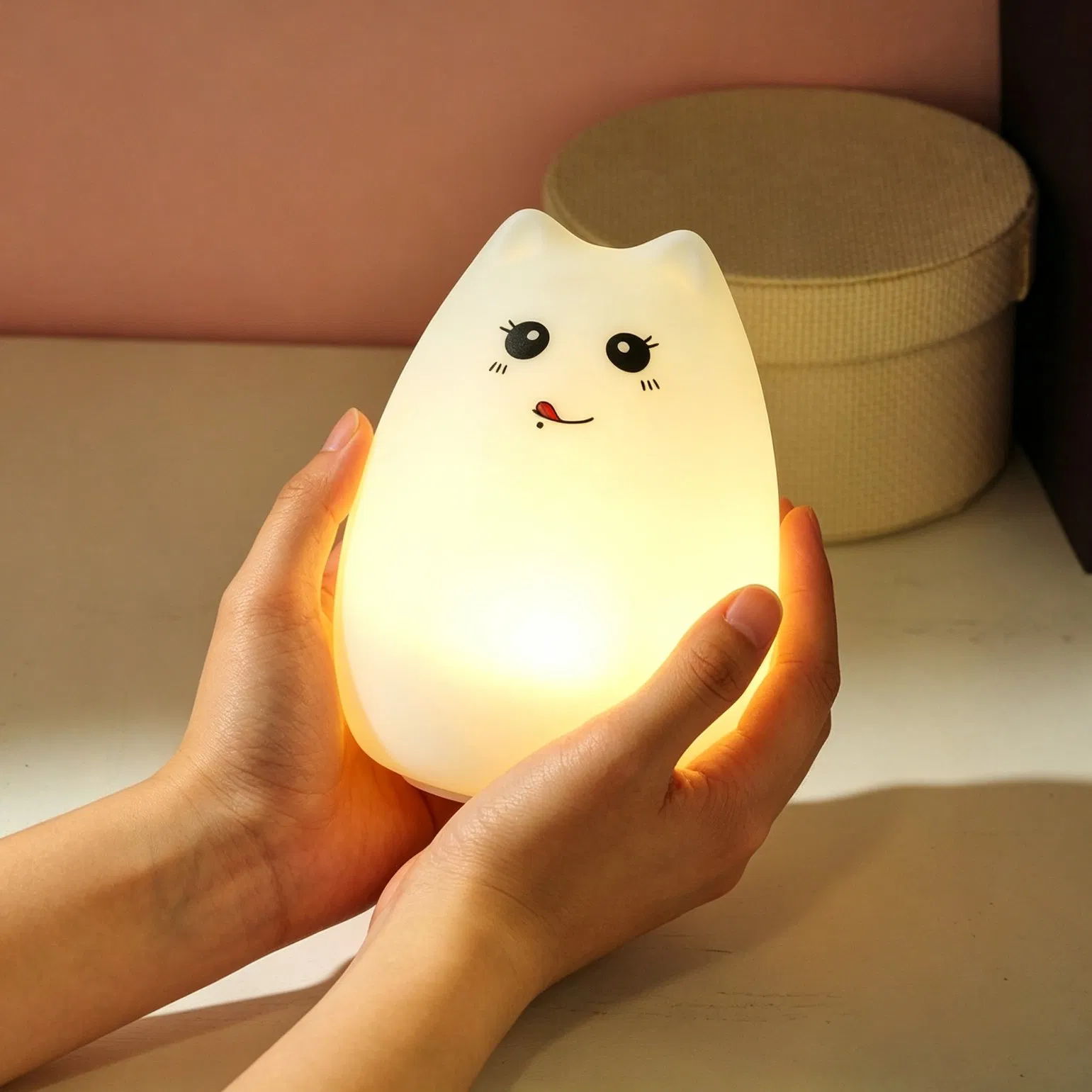 Healing Cartoon Cat Tap Silicone Mood Lamp USB Rechargeable 7 Color Changing Mini Night Light Kawaii Animal Ornament Lamp