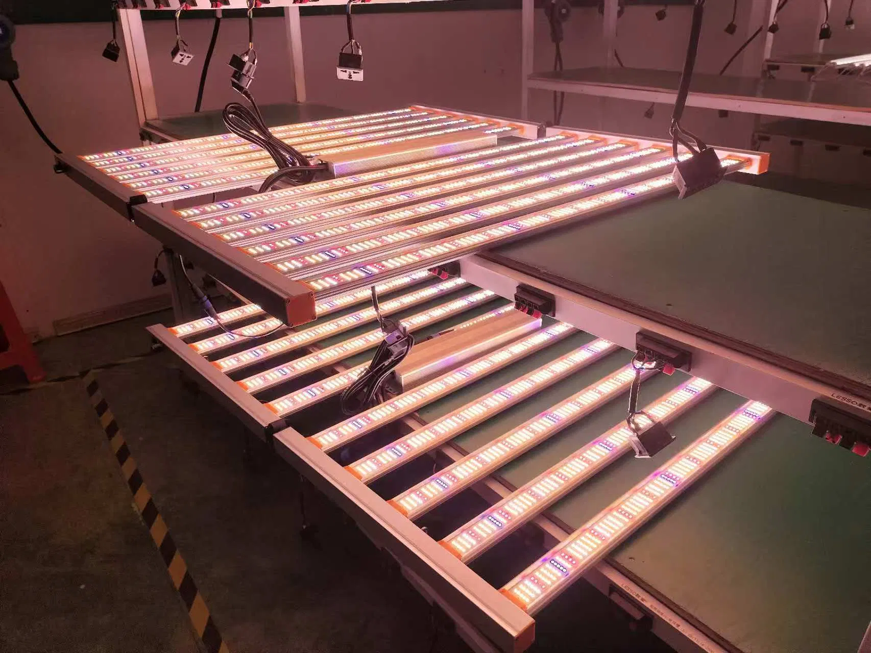 1000W Luz de Cultivo LED Bar Completa e Dobrável 10 para Iluminação Suplementar de Estufas e Sistemas de Agricultura Vertical