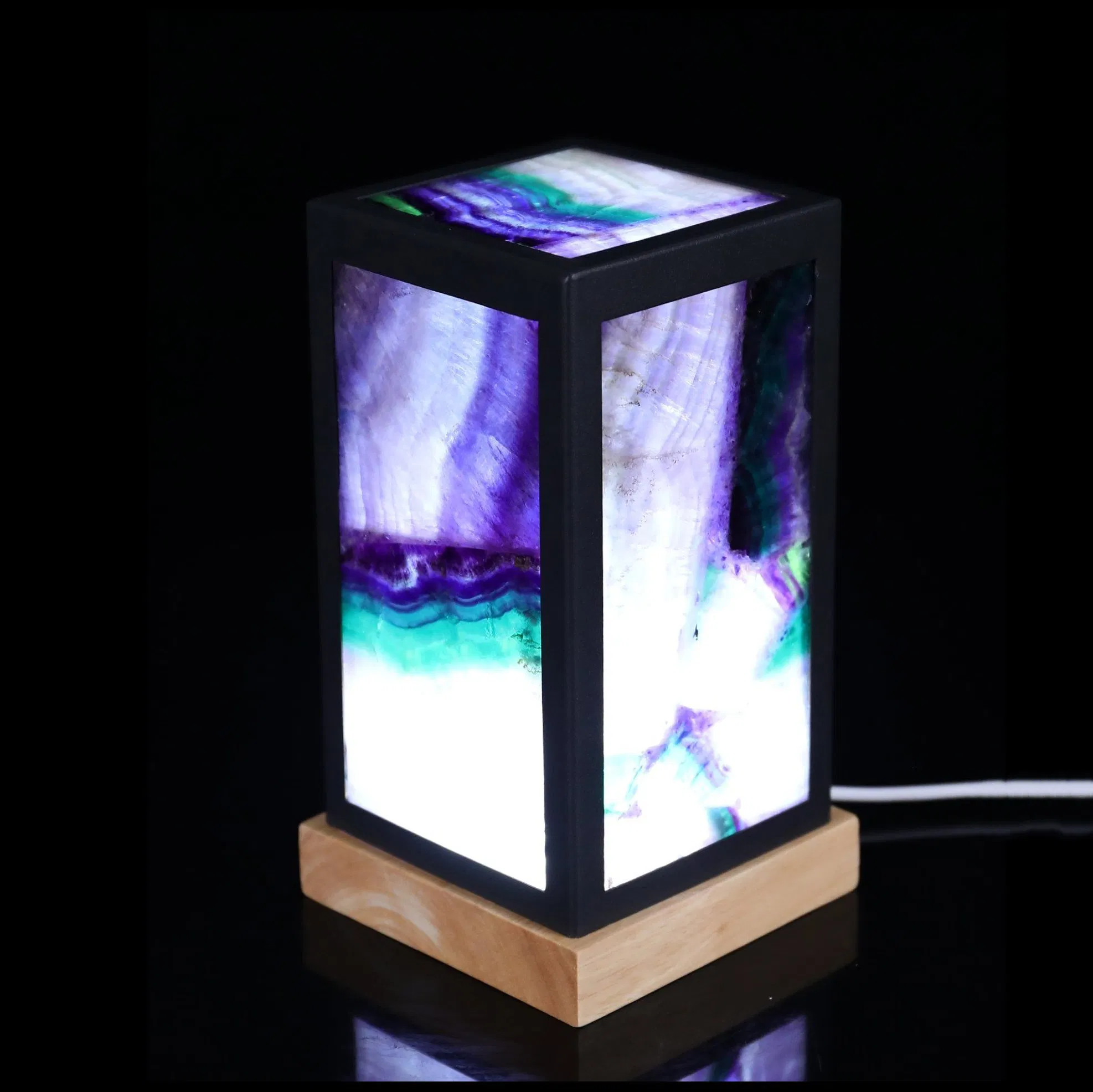 Luz Noturna de Cristal Natural de Atacado para Decoração Luminária de Mesa Ornamento de Fluorita Verde