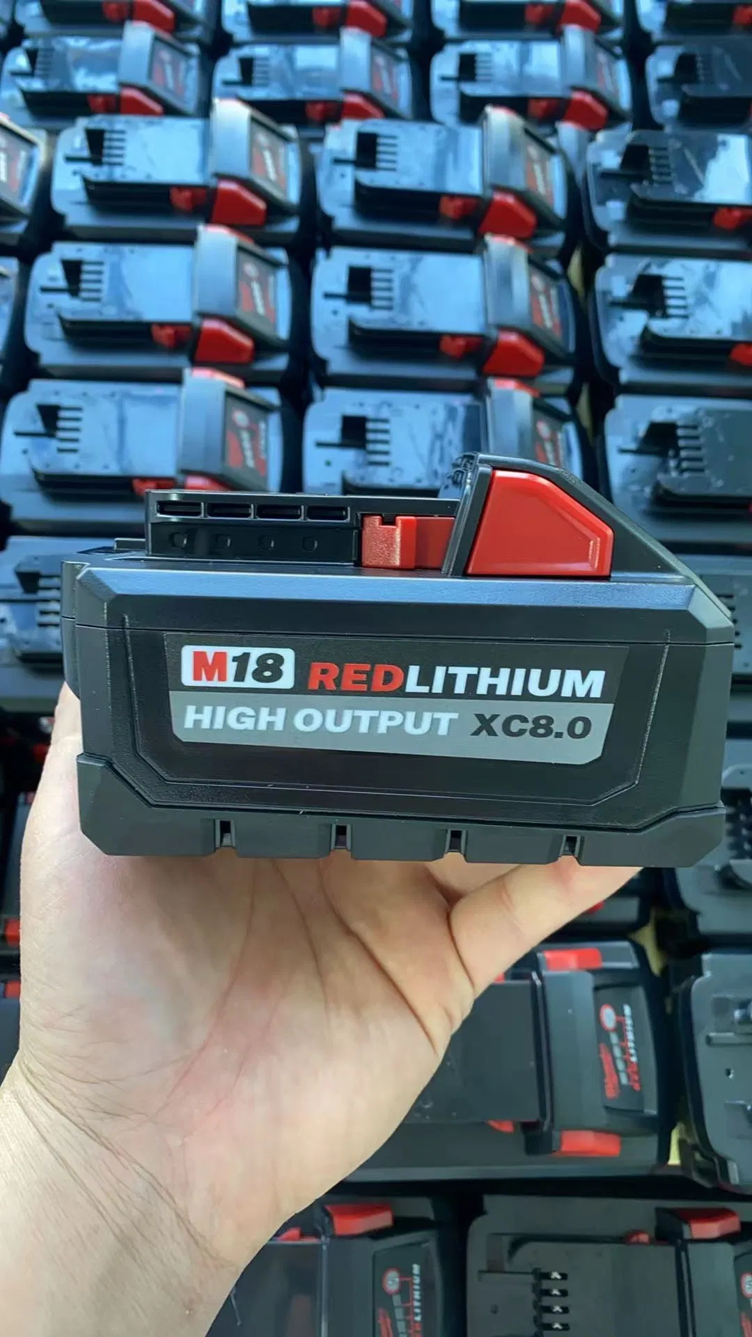 بطارية بديلة أيون الليثيوم بالجملة 18V 8.0ah لأدوات الطاقة ميلووكي M18، تصنيع المعدات الأصلية