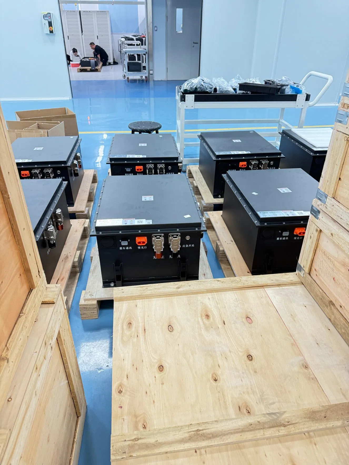 OEM عالي القدرة 96V 300V 400V 200ah 300ah بحري ليثيوم Battery-LiFePO4/Nmc, 5000+ دورات، مقاوم للمياه المالحة لقوارب الصيد Rib/الكهربائية